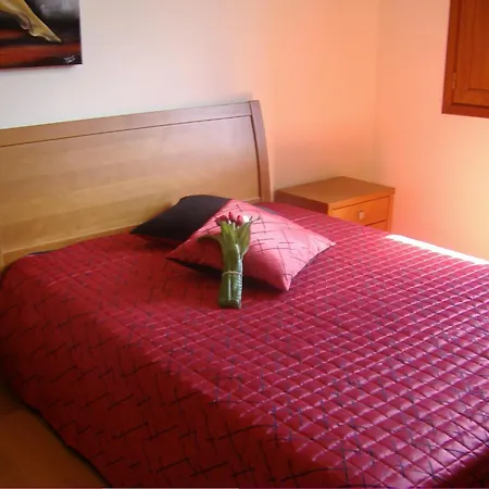 Casa Cortes Em Melgaco Holiday home *