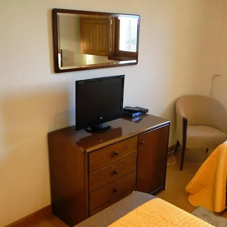 Casa Cortes Em Melgaco Holiday home Sao Paio (Viana do Castelo)