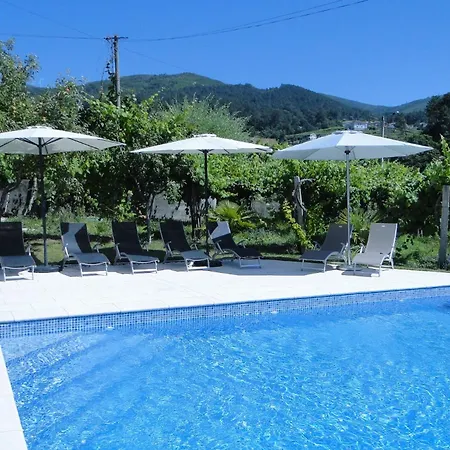 Casa Cortes Em Melgaco *