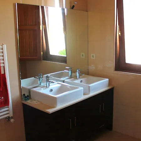 Casa Cortes Em Melgaco Holiday home